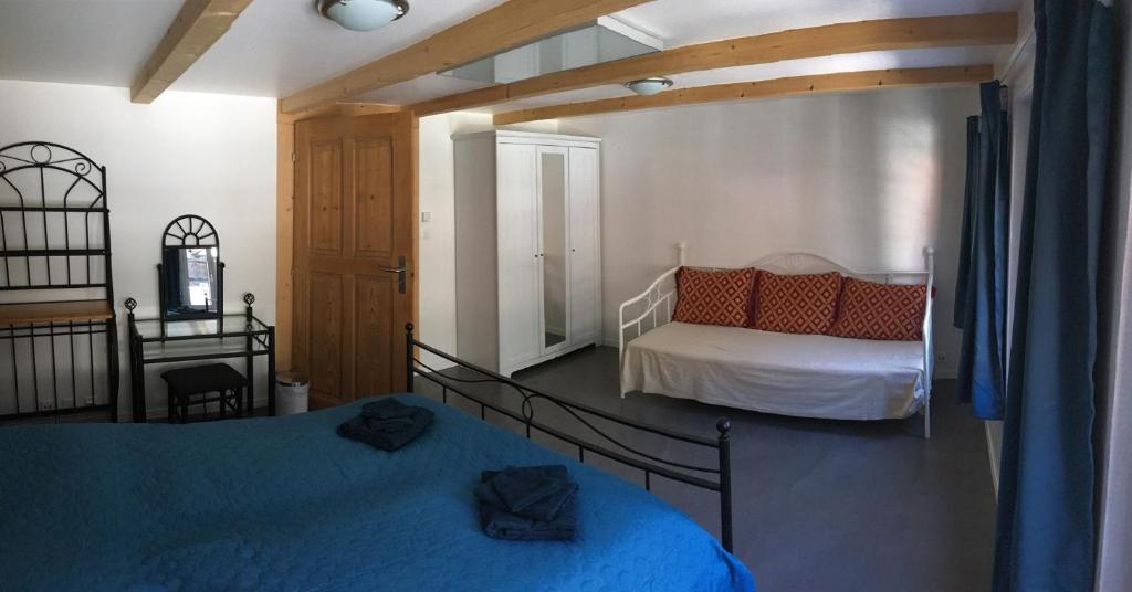 Chalet 1752 room 5